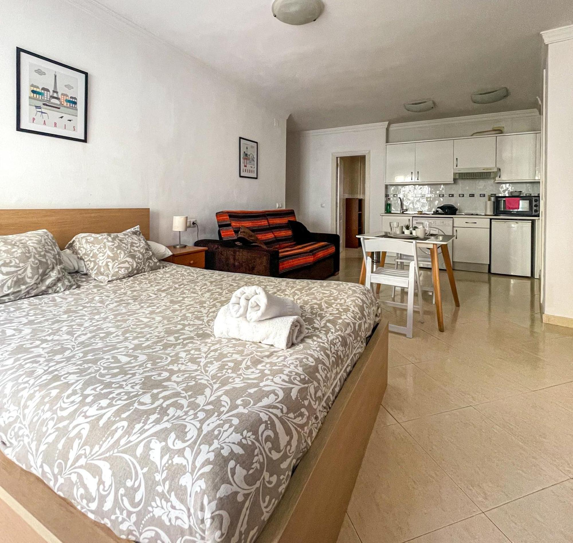 Estudio In City Center Malaga! Luaran gambar